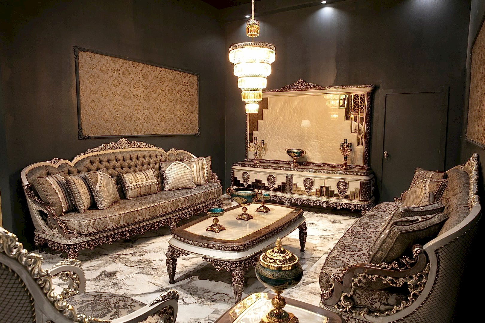 Hermes Classic Sofa Set